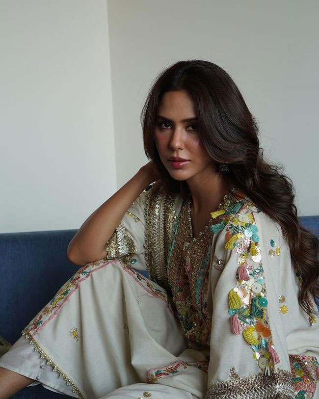 Staggering Photoshoot Of Insta Celebrities